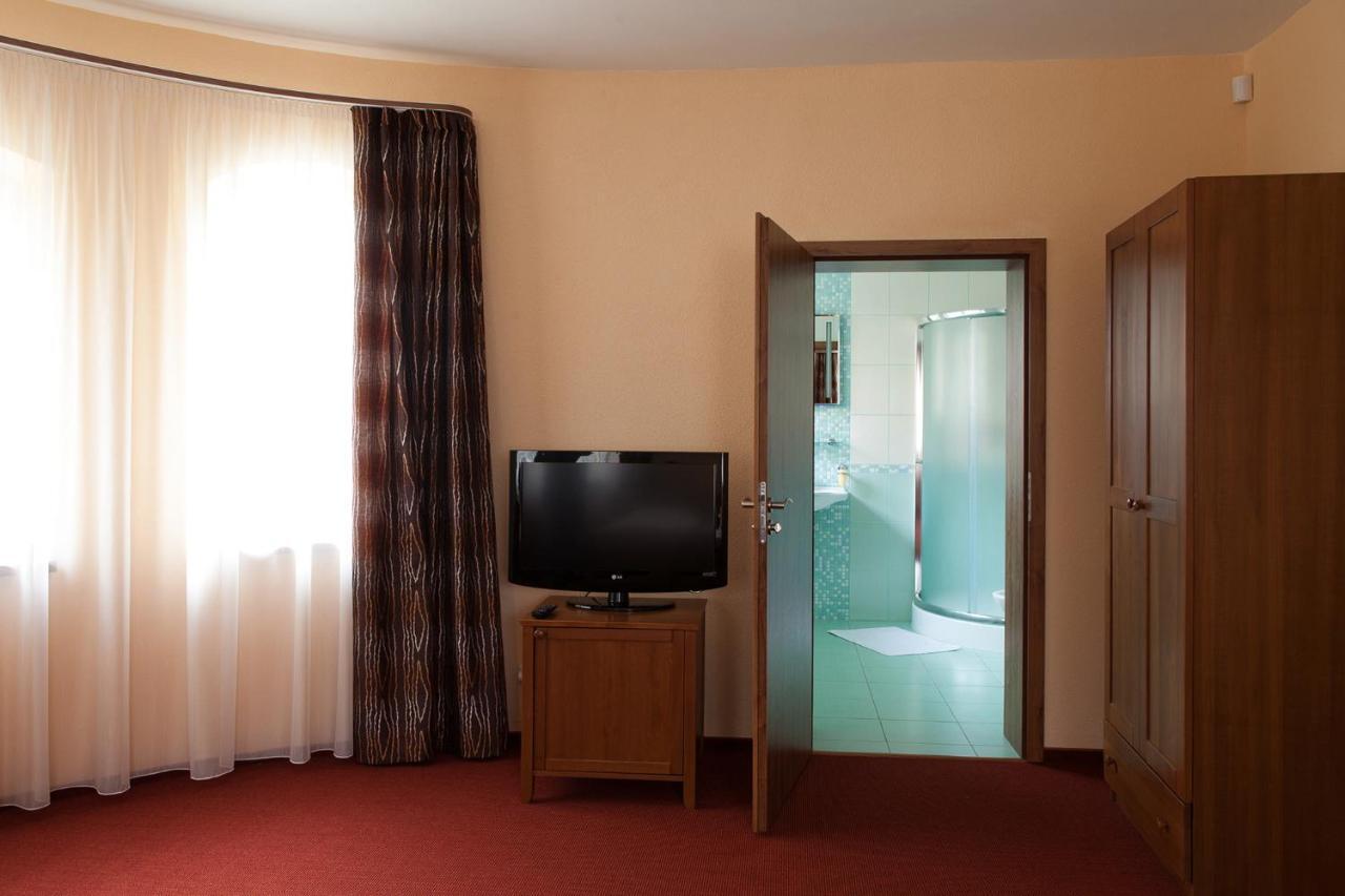 Villa Golf Sliač Esterno foto